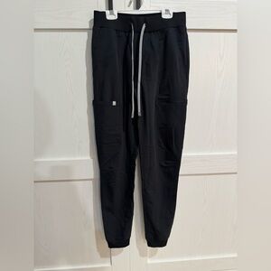 Fabletics Black Scrubs Small Tall